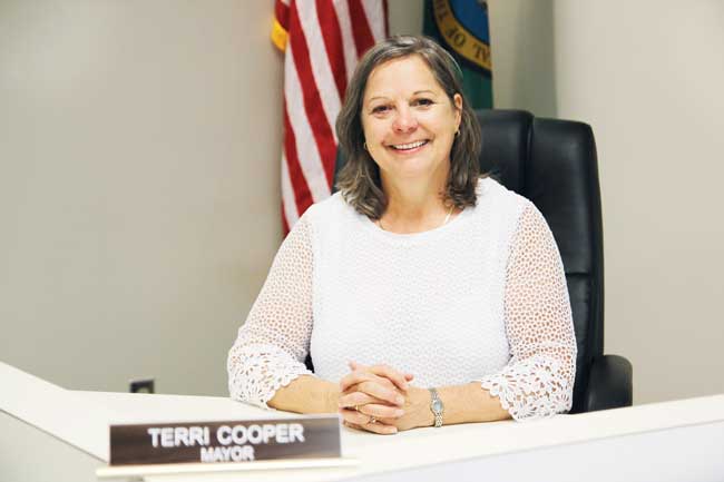Mayor Terri Cooper