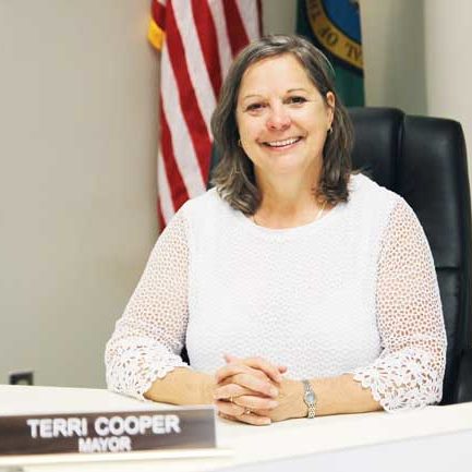 Mayor Terri Cooper